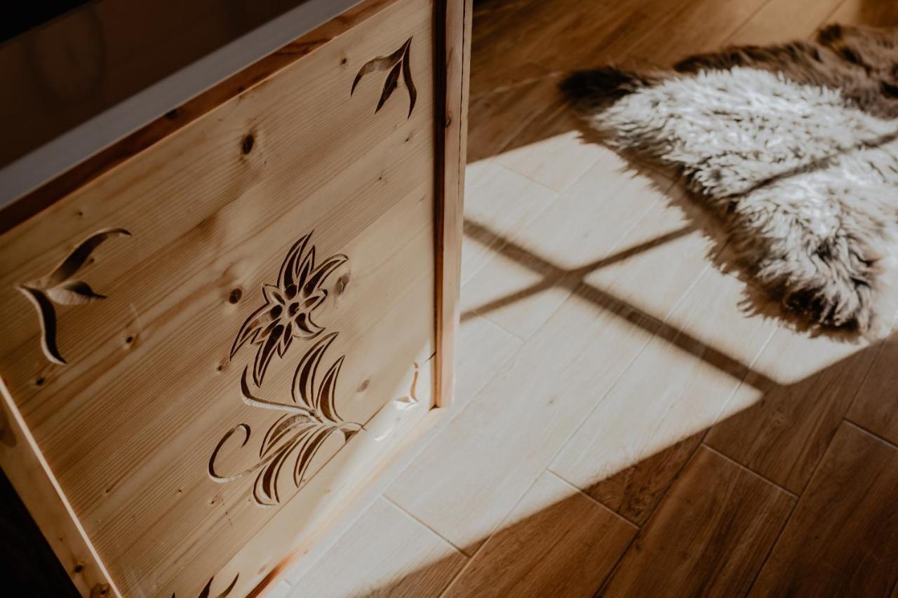 Biolo I Corno Izba Mountain Chalets Kościelisko Eksteriør billede